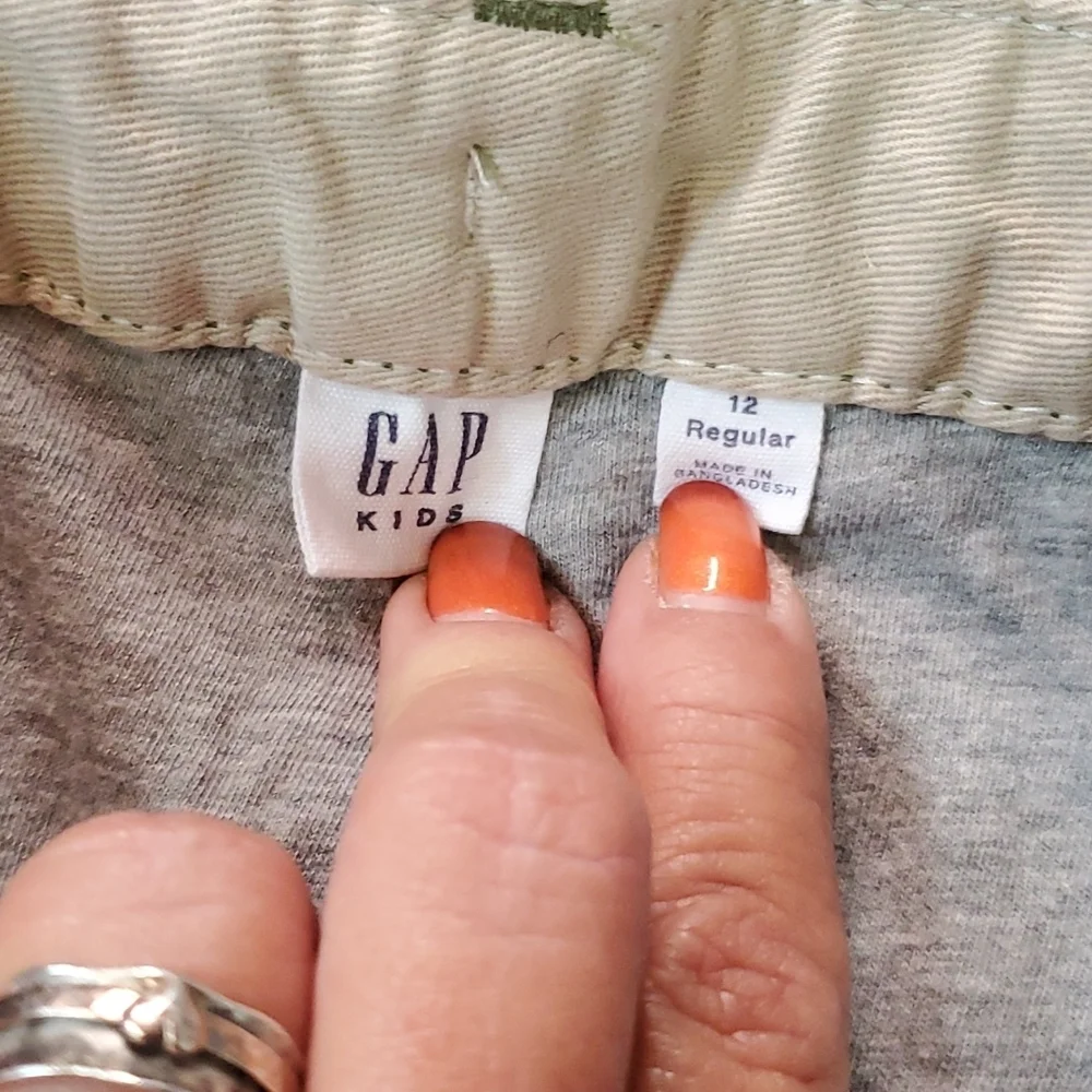 GAP reposhing this